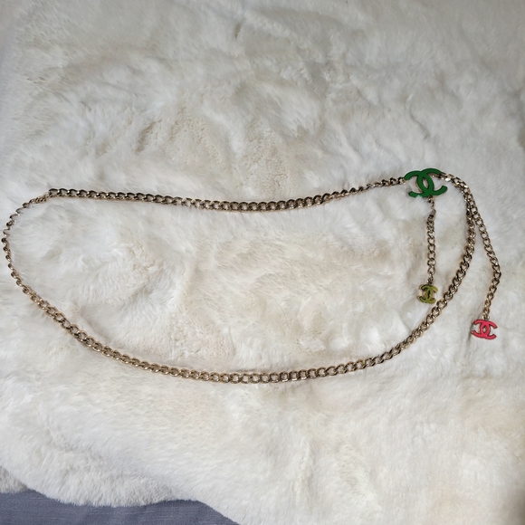 A beautiful CHANEL gold chain enamel belt! - Picture 1 of 14